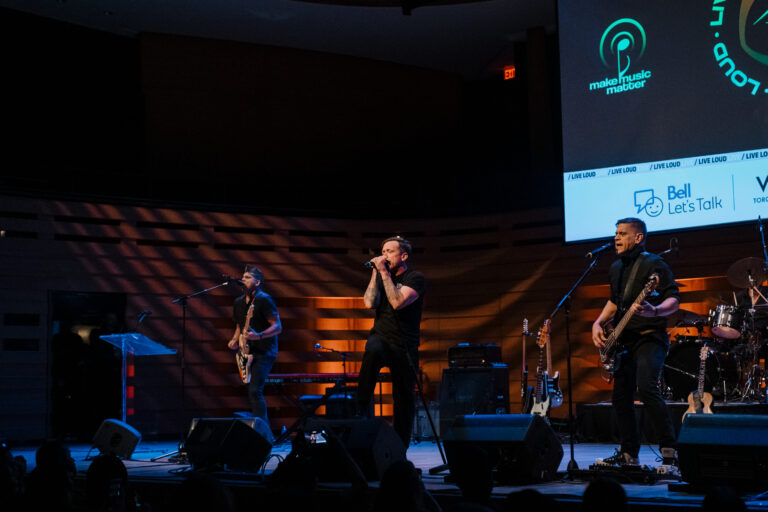 20251114_LiveLoudLive_AS-0163